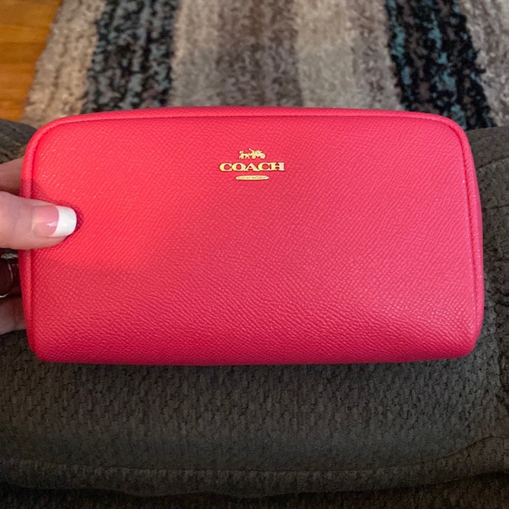 Makeup bag